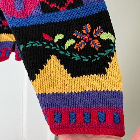 Casual Corner Limited Edition Vintage Hand Knit Allover Embroidered Sweater M - Picture 4 of 12